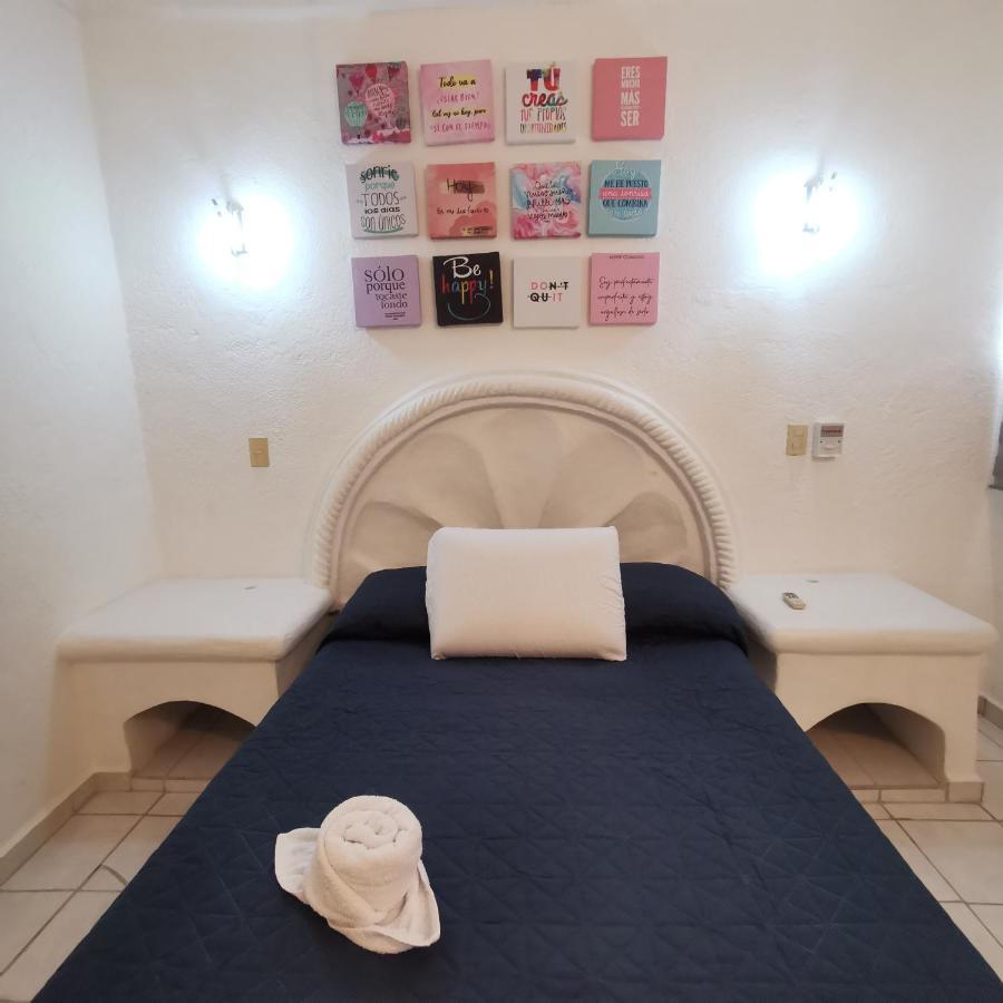 2 Bedroom Apartment With A/C Wi-Fi Best Location! Zihuatanejo Luaran gambar
